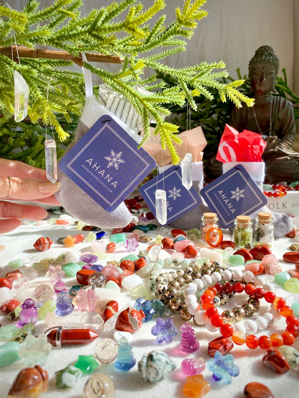Santa Stocking Crystal Scoops - Holiday and Christmas Themed Crystal Confetti (125g 4-4.5oz pouch) Christmas Crystals Carvings Jewelry