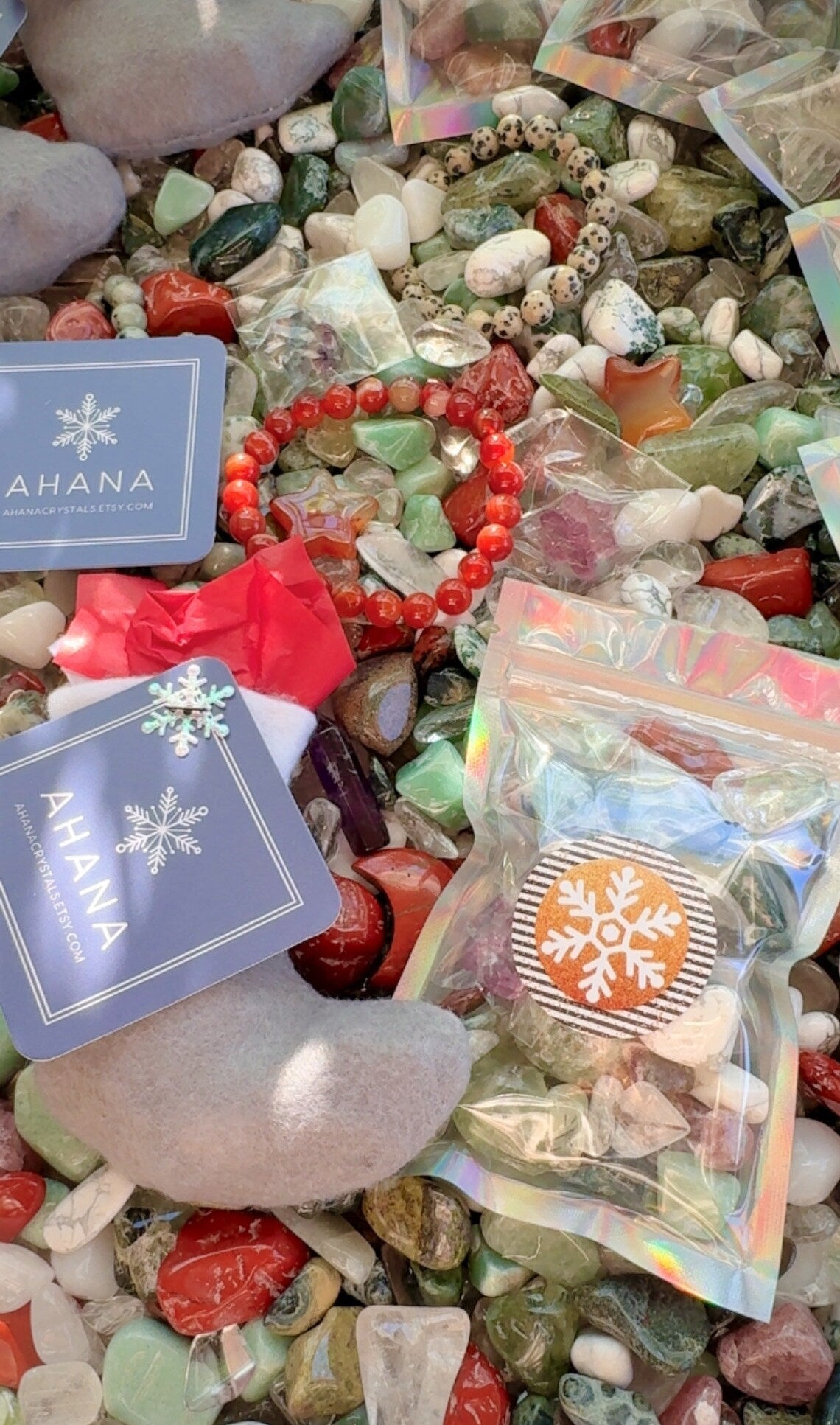 Santa Stocking Crystal Scoops - Holiday and Christmas Themed Crystal Confetti (125g 4-4.5oz pouch) Christmas Crystals Carvings Jewelry
